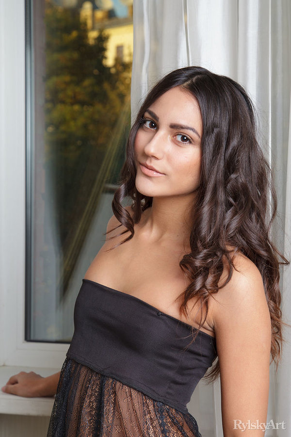 Людмила, 25